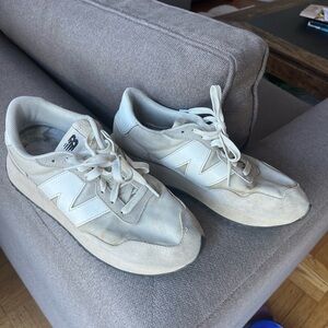 New Balance 237